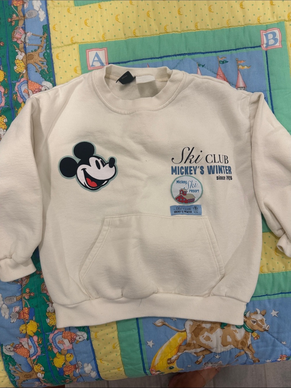 Disney Mickey's Winter Ski Club Cream Kids Sweatshirt used